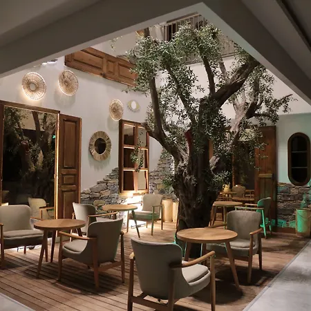 Gulluk Elegance فندق Milas